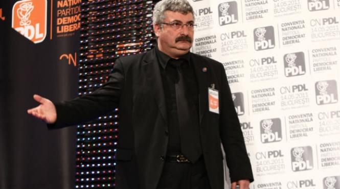 idei marca silviu prigoana parcarea in bucuresti sa se plateasca prin sms si recompense pentru cei care predau caini vagabonzi