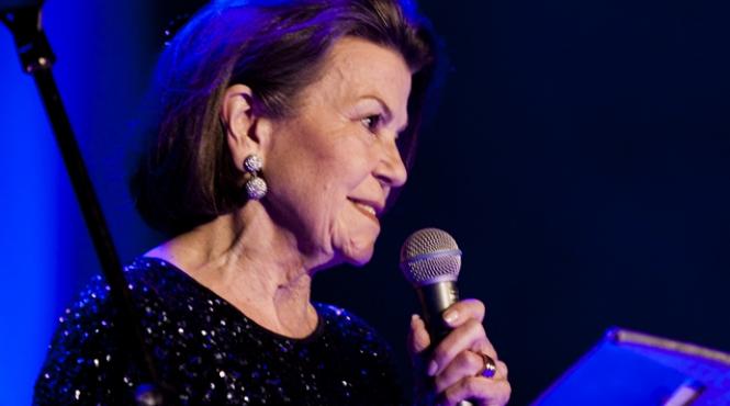 fundatia vodafone doua milioane de euro pentru proiecte sociale in 2012