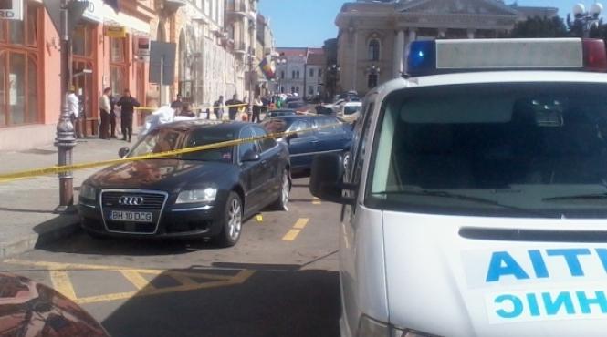 o bomba a explodat langa agentia tarom din oradea dispozitivul exploziv plasat sub o limuzina de lux