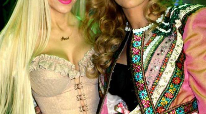 anca neacsu se pregateste de nunta isi face rochie de mireasa de 4000 euro la maria simion