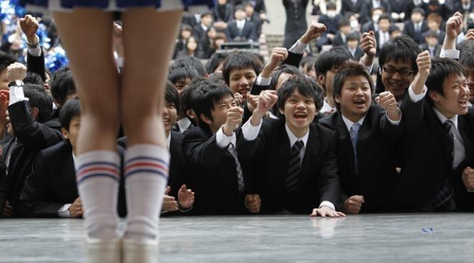 fotografiile facute sub fustele fetelor problema de stat in coreea de sud