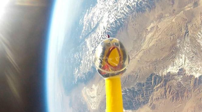 experiment inedit nasa elevii scolii de stiinta au trimis in spatiu un astronaut ciudat vezi despre cine este vorba video