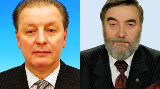 randurile parlamentarilor pdl se raresc dramatic deputatul uricec pleaca la psd iar senatorul sbarciu la pc