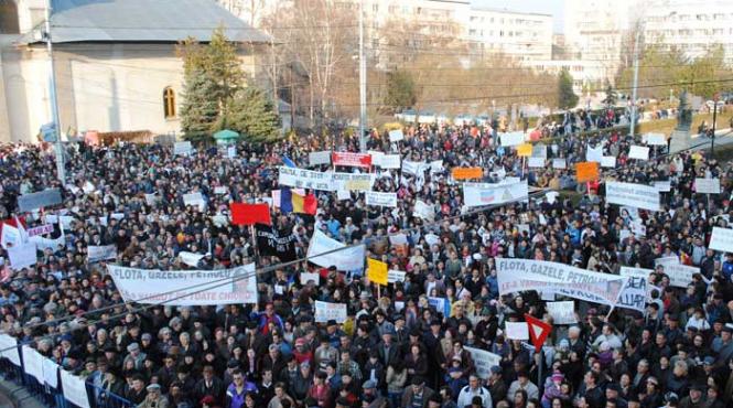 barlad protest cu mana pe biblie 8 000 de suflete s au rugat pentru interzicerea exploatarii gazelor de sist