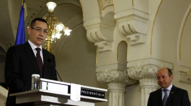 de la retragerea opozitiei din parlament la schimbarea premierului sau cand istoria se repeta cu punct si virgula la un veac distanta