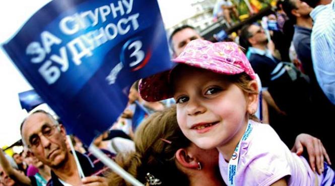 serbia a votat cu ochii la ue si ingrijorata de viitorul economic