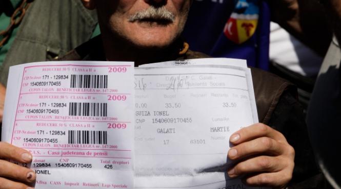 pensionarii primesc banii in 16 transe