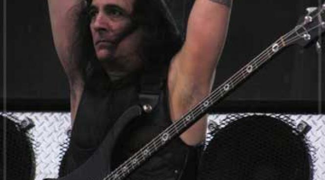 pe 16 iunie noul cd manowar