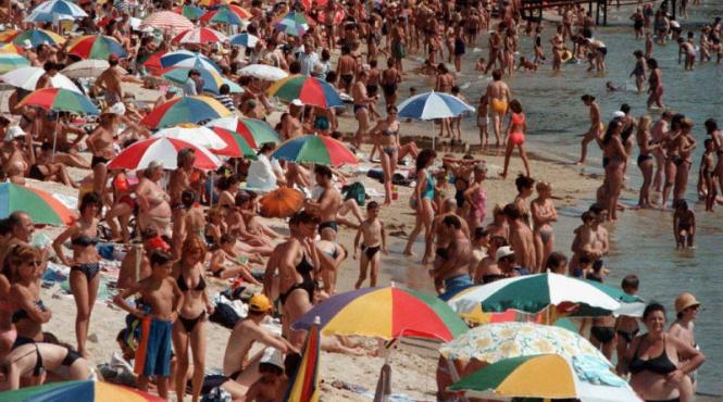 statiunile bulgaresti ar putea deveni falimentare in mai putin de un an s a interzis fumatul in toate localurile