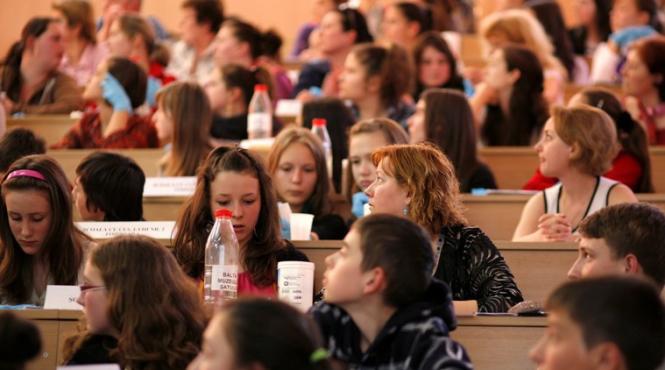 cum arata structura anului scolar 2012 2013 programul vacantelor si calendarul examenelor