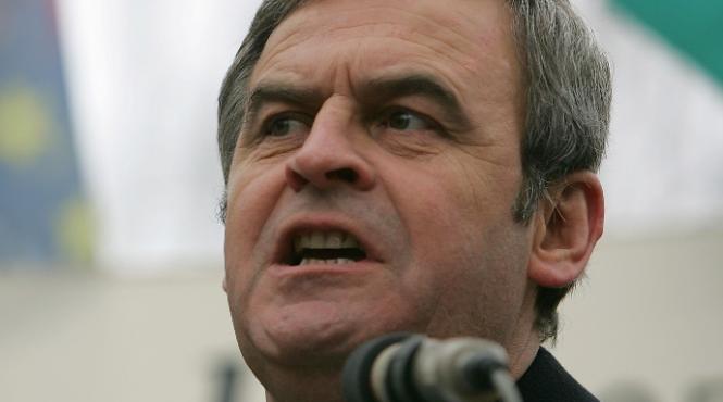 laszlo tokes este timpul sa se petreaca o schimbare radicala in politica maghiara din romania