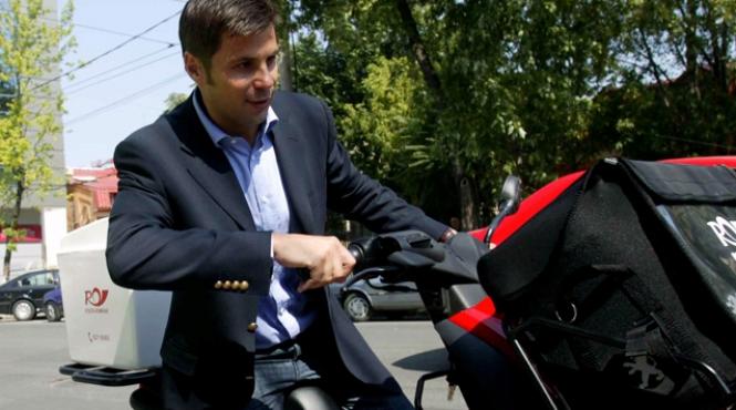 dan mihai toader fostul director al postei romane condamnat la sase ani de inchisoare