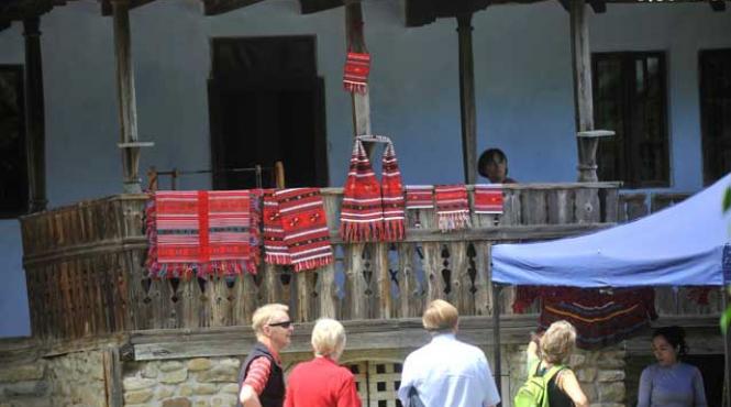 un sat din toate satele romanesti