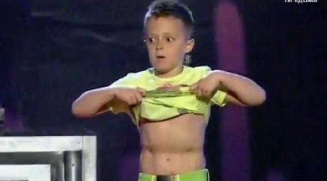 a naucit juriul si publicul prin dans un pusti de 8 ani a rupt scena concursului ucraina are talent video
