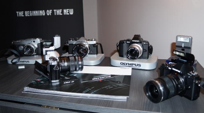 noul amiral olympus om d prima camera cu sistem de stabilizare pe 5 axe