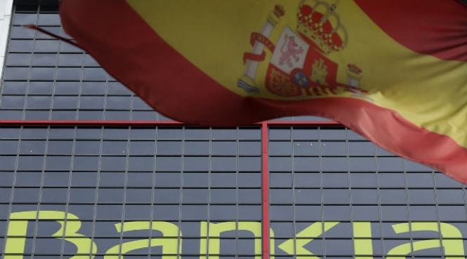 spaniolii incearca sa salveze ce se mai poate numai luna trecuta au scos din tara 66 de miliarde de euro