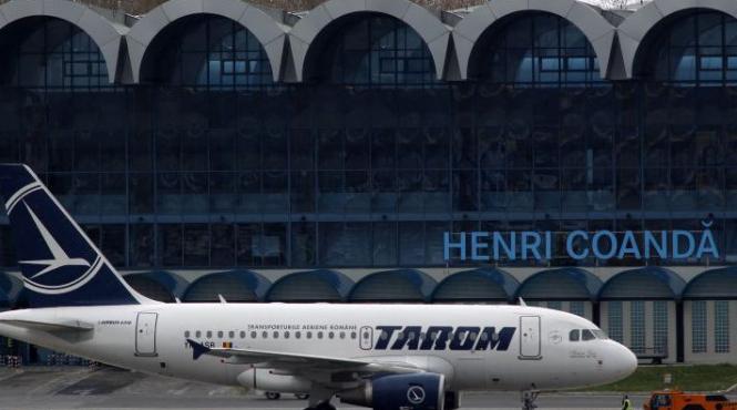 hoti prinsi in flagrant pe aeroportul otopeni acestia furau bunuri din bagajele calatorilor