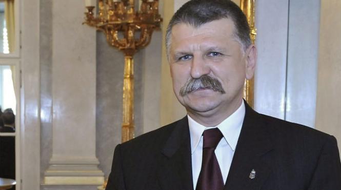 se ingroasa gluma liderii senatului si camerei deputatilor ii cer omologului ungar sa isi amane vizita in romania