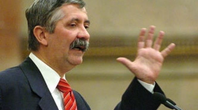 vizita presedintelui parlamentului ungar in romania criticata de un eurodeputat maghiar