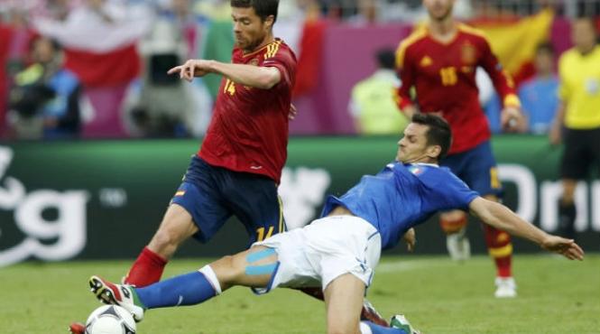 campioana mondiala si europeana tinuta in sah italia spania 1 1