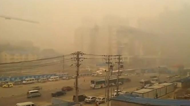 alerta un oras intreg a fost invaluit intr o ceata galbena 9 milioane de oameni sunt in stare de panica video