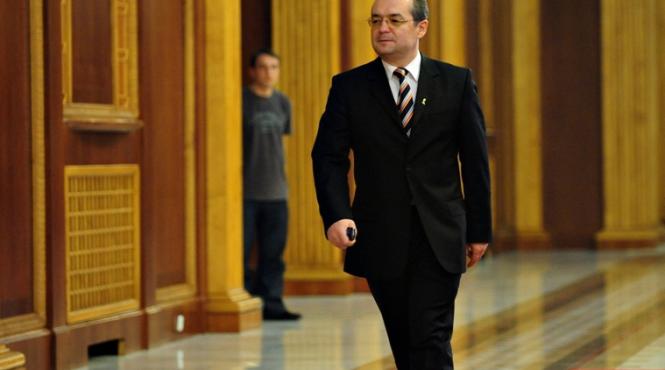 ce a propus boc in colegiul director congres extraordinar sau o noua echipa cu el presedinte