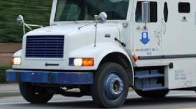 jaf armat in campusul universitatii alberta trei oameni au fost ucisi iar un al patrulea grav ranit