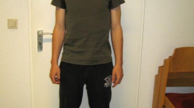 mowgli din berlin este olandez are 20 de ani si a fost recunoscut de mama vitrega