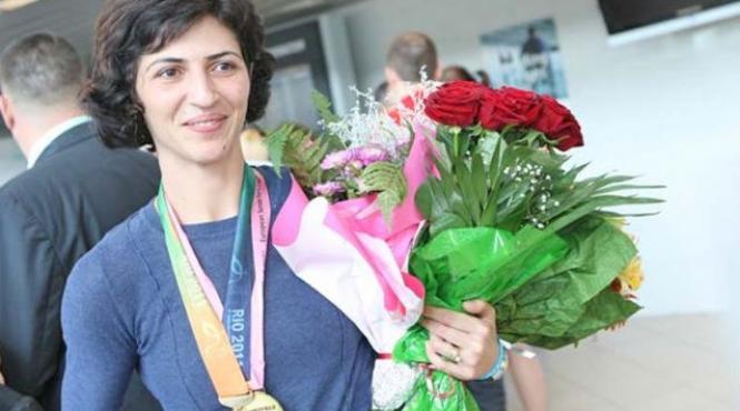 simona gherman a cucerit titlul european la spada dupa o finala suta la suta romaneasca