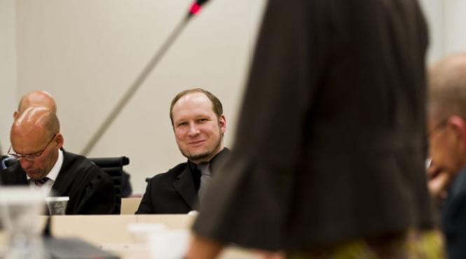 parchetul solicita internarea lui breivik intr un centru psihiatric