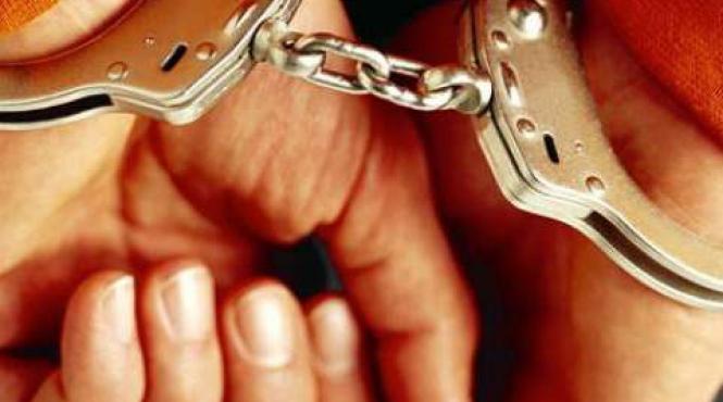 doua cupluri de romani au pradat o pe mama ministrului francez de interne cei patru au fost condamnati la inchisoare