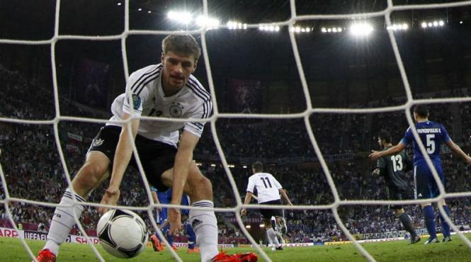 nemtii isi fac curaj inaintea socului de joi cu squadra lui prandelli e vremea socotelilor