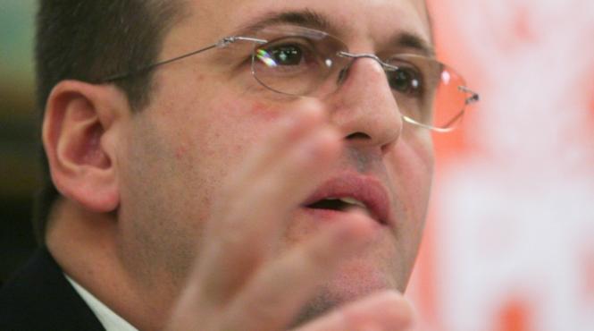 cristi preda despre conflictul reprezentarii romaniei la consiliul european ideal ar fi un compromis intre presedinte si premier