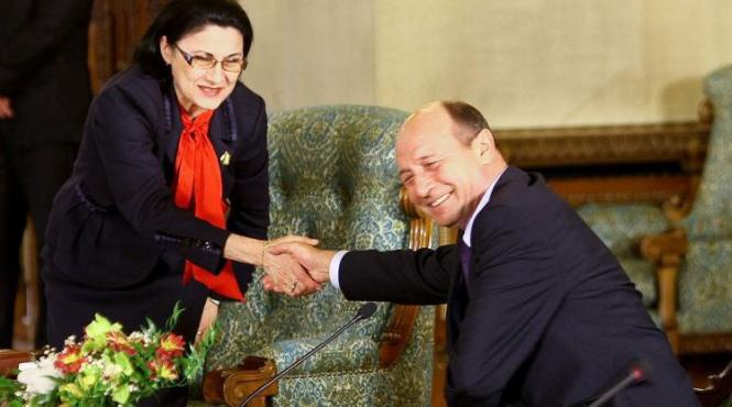 basescu a semnat decretul de numire a ecaterinei andronescu in functia de ministru al educatiei