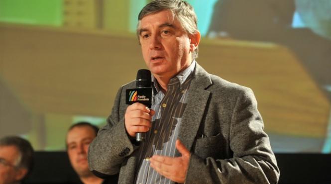 in ultima zi de sefie la tvr lazescu a dat cu mariri de salarii ca sa nu plece oamenii