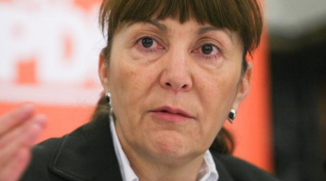 monica macovei suntem in plina lovitura de stat ponta si usl acapareaza ilegal parlamentul