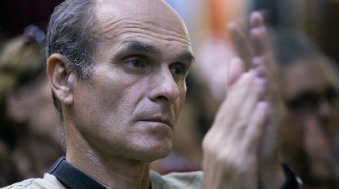 cristian tudor popescu basescu si a canibalizat credibilitatea ani de zile nimeni nu a reusit sa i o distruga cum a facut o singur