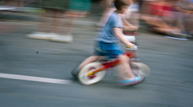 un barbat de 45 de ani din mures acuzat ca si a violat nepoata de 6 ani