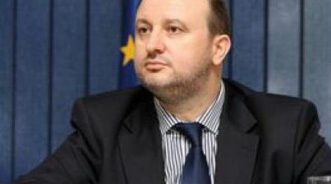 surse spun ca daniel chitoiu ministrul economiei ar putea prelua interimar presedintia pnl