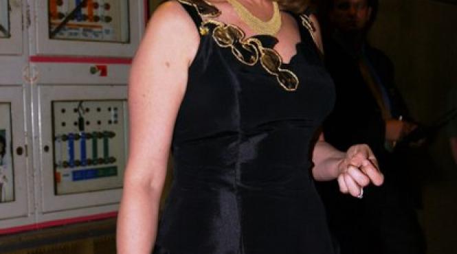 astazi e ziua ta angela similea cantecele mele imi oglindesc viata