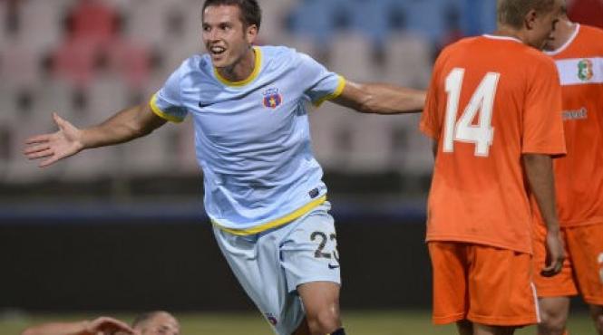 ecologistii noul tricou al stelei e obtinut din 13 sticle de plastic