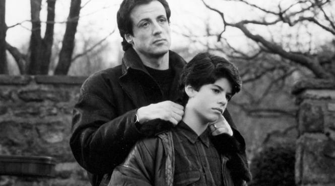 sylvester stallone implora presa sa nu mai speculeze moartea fiului sau