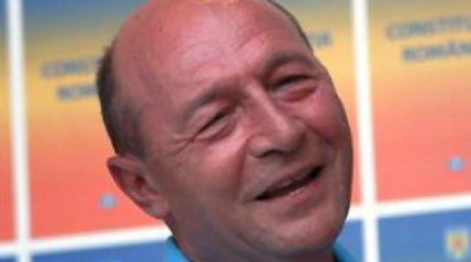 basescu umileste din nou piata universitatii in ianuarie s a protestat pe bani ce violente au fost intr o singura seara conflicte intre jandarmi si protestatari