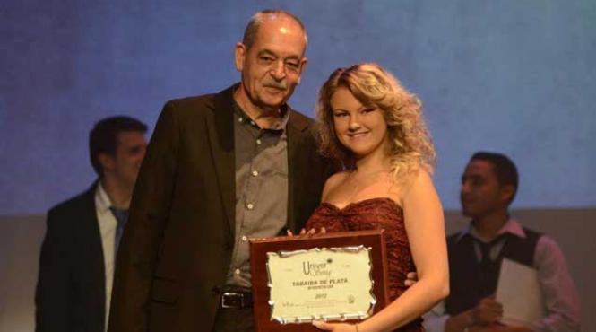 georgiana dariescu a obtinut trofeul de argint la un festival international desfasurat in spania