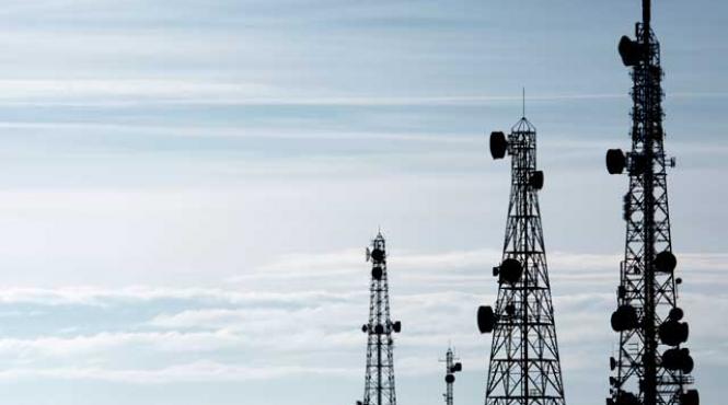 criza apasa greu peste telecomul global rezultate financiare dezastruoase concedieri masive