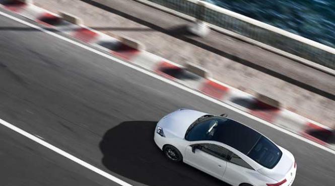 laguna coupe gt 4control frumoasa de ti vine sa fluieri dupa ea pe strada