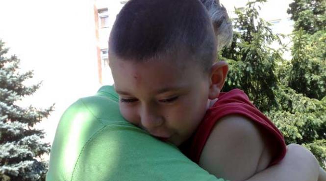 cancerul la un pas sa muste din creier