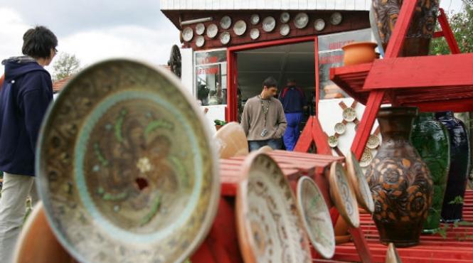 sibiu targul creatorilor populari din romania in cel mai mare muzeu in aer liber din tara