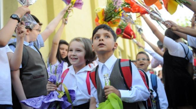 ismb peste 2 100 de locuri libere in clasele i si pregatitoare 23 in scoli cu predare in germana