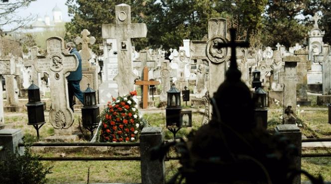 cimitirele din sectiile de votare morti si disparuti celebri pe listele permanente